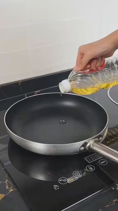 2-in-1 Oil Spray Bottle – Adjustable Mist & Dispenser, 380ml Leak-Proof Glass Container for Cooking, BBQ, Baking & Air Fryer (Random Color)